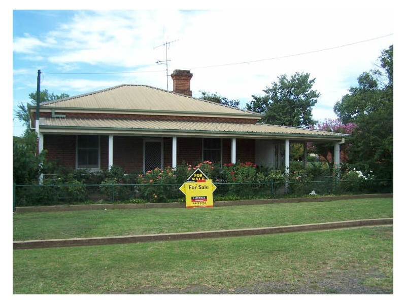 14 Gisborne Street, Wellington NSW 2820