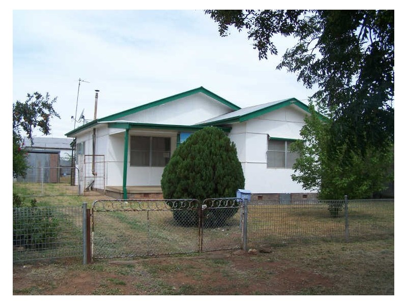 140 Pierce Street, Wellington NSW 2820