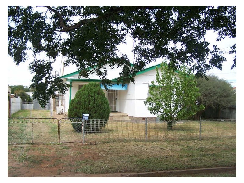 140 Pierce Street, Wellington NSW 2820