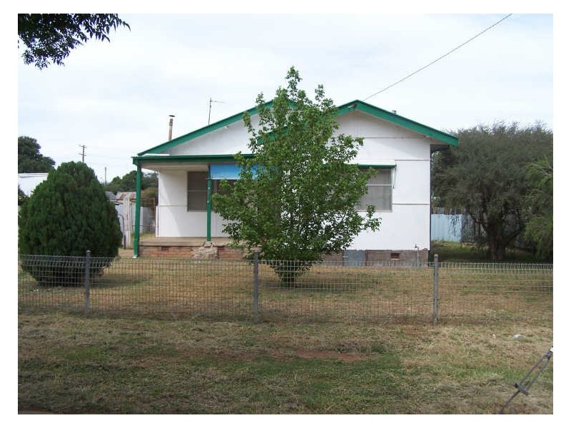140 Pierce Street, Wellington NSW 2820