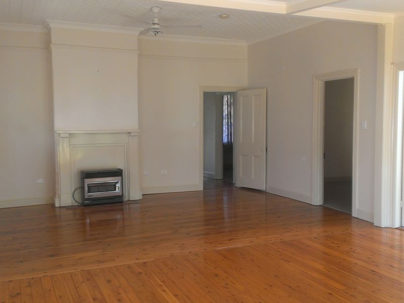 116 Warne Street, Wellington NSW 2820