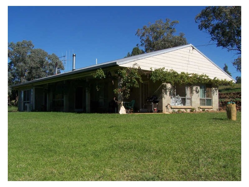 Warragunyah 309 Whiteley’s Lane, Wellington NSW 2820