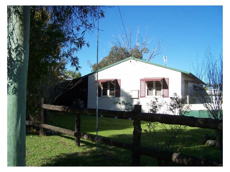 33 Cudgegong Street, Mumbil NSW 2820