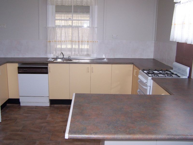 84 Thornton Street, Wellington NSW 2820