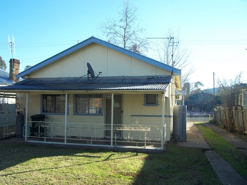 84 Thornton Street, Wellington NSW 2820