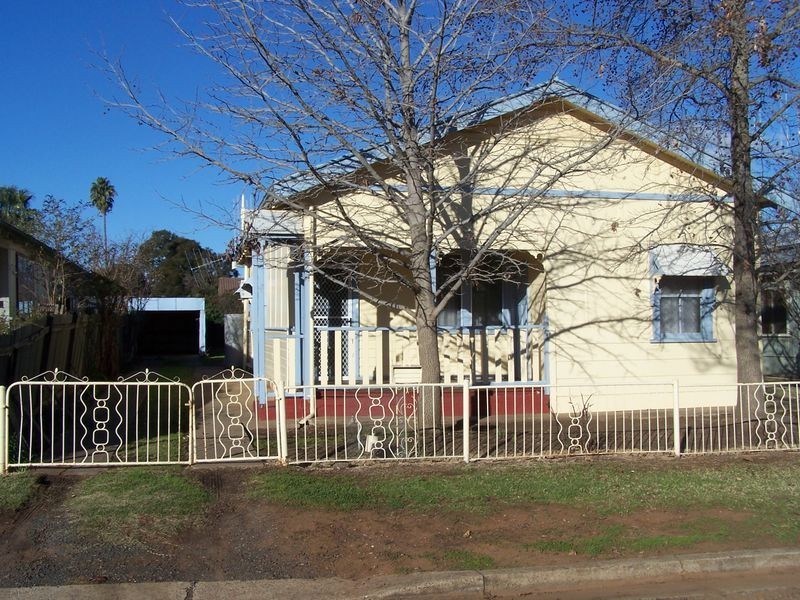 84 Thornton Street, Wellington NSW 2820