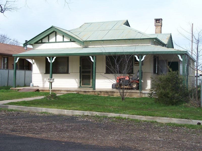 25 Clive Street, Wellington NSW 2820