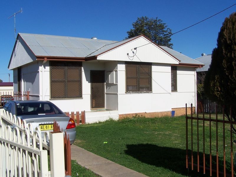 7 Glasson Street, Wellington NSW 2820