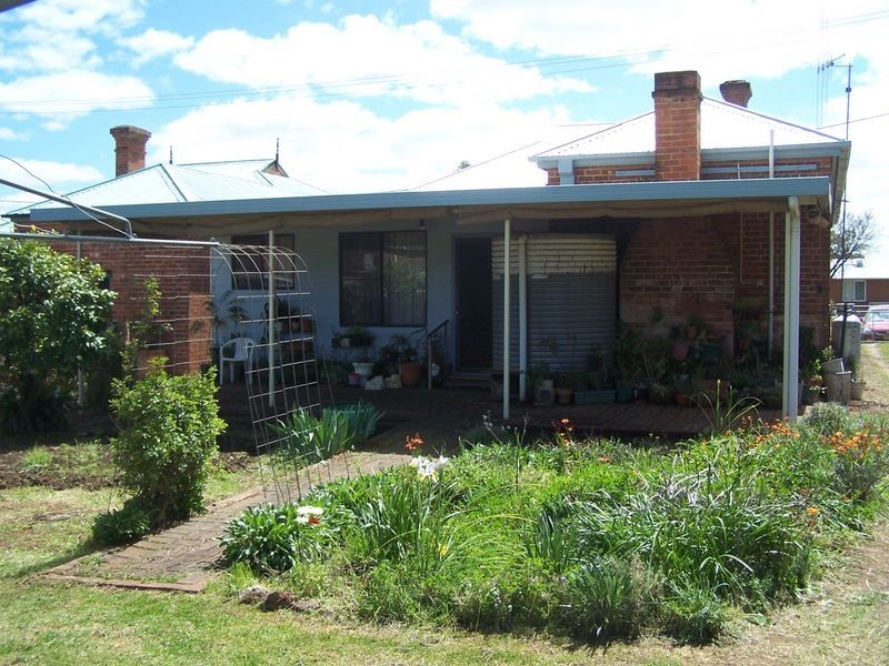 23 Maxwell Street, Wellington NSW 2820