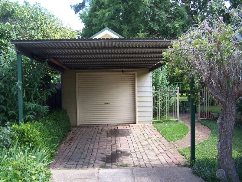 13 Gisborne Street, Wellington NSW 2820