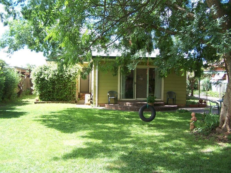 13 Gisborne Street, Wellington NSW 2820