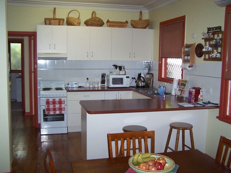 42 Raymond Street, Wellington NSW 2820