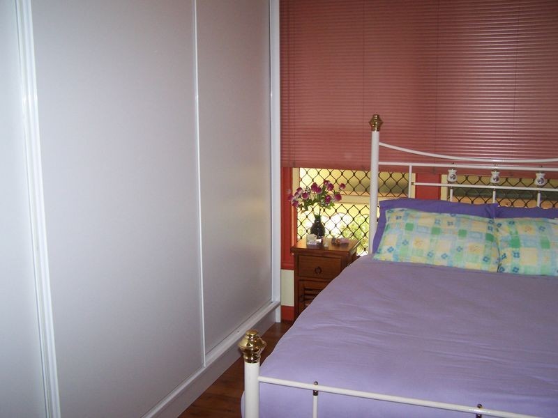 42 Raymond Street, Wellington NSW 2820