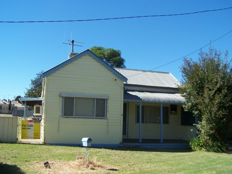 5 Kennard Street, Wellington NSW 2820