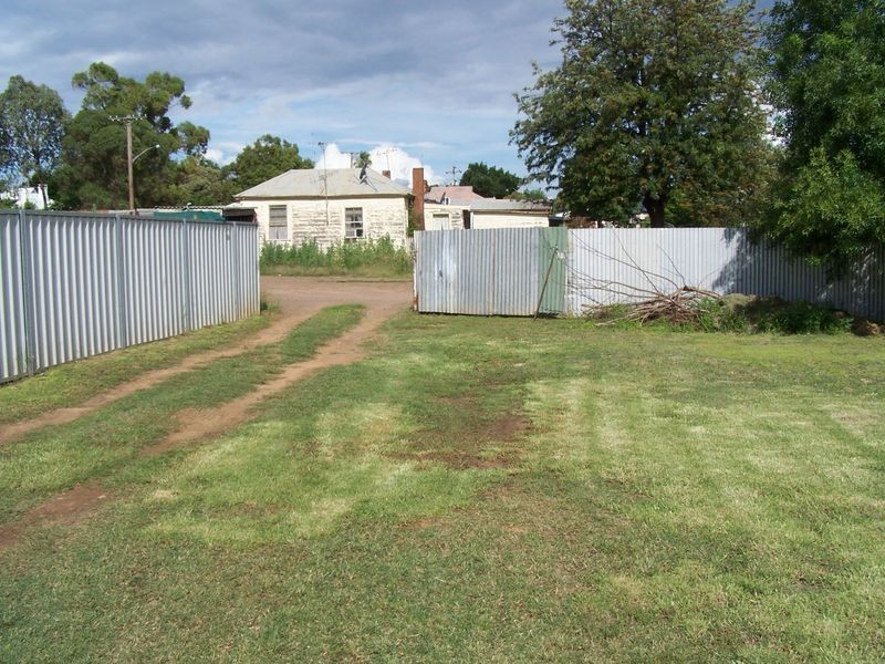 5 Kennard Street, Wellington NSW 2820