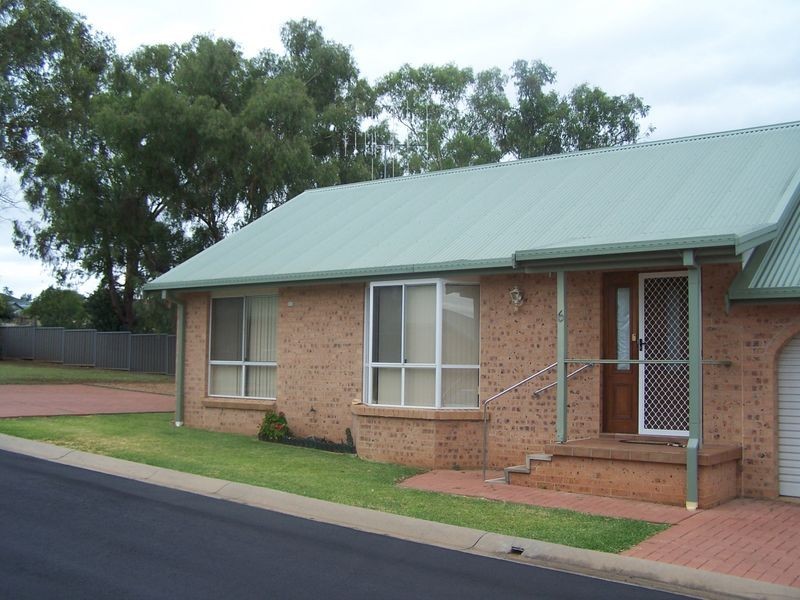 6/153 Gisborne Street, Wellington NSW 2820