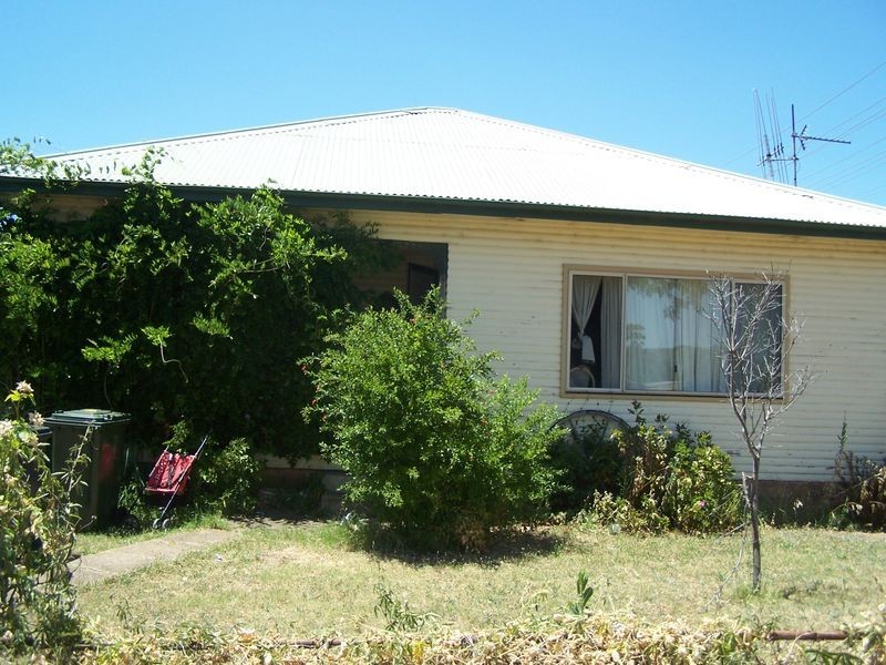 172 Pierce Street, Wellington NSW 2820