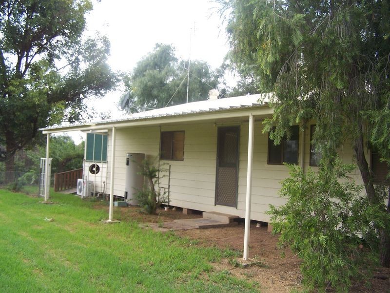 20 Railway Parade, Mumbil NSW 2820