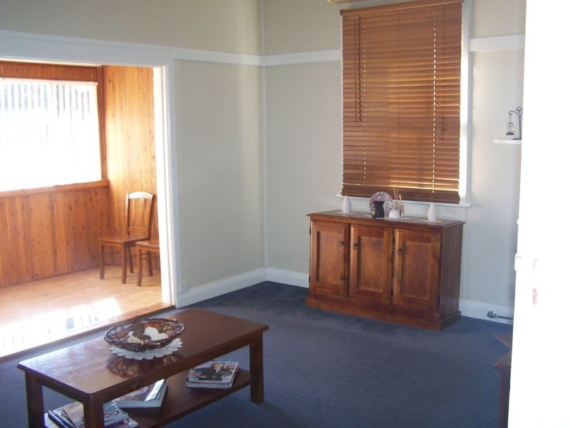 38 Maxwell Street, Wellington NSW 2820
