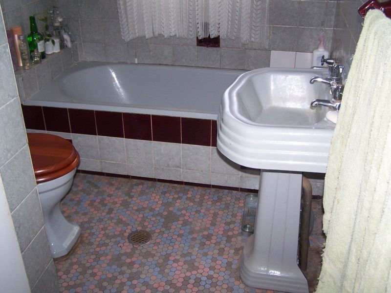 83 Zouch Street, Wellington NSW 2820