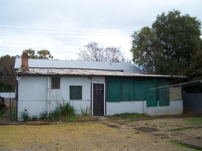 74 Thornton Street, Wellington NSW 2820