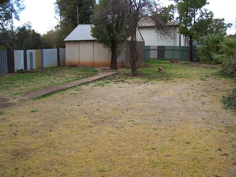 74 Thornton Street, Wellington NSW 2820