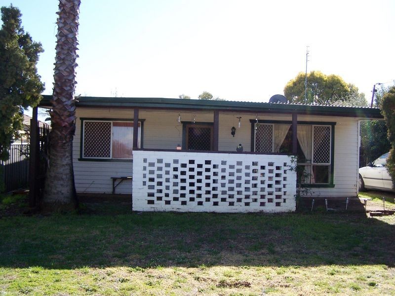 126 Maughan Street, Wellington NSW 2820