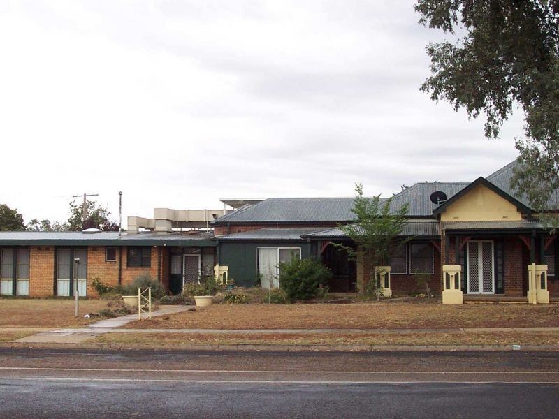 92-94 Warne Street, Wellington NSW 2820