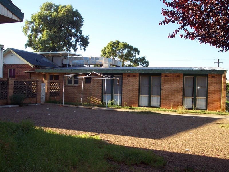 92-94 Warne Street, Wellington NSW 2820