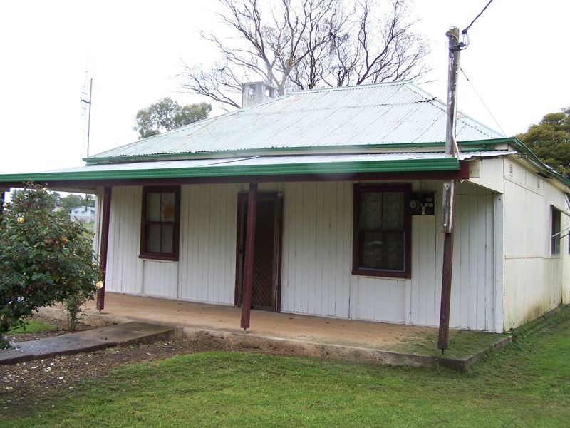 124-126 Simpson Street, Wellington NSW 2820