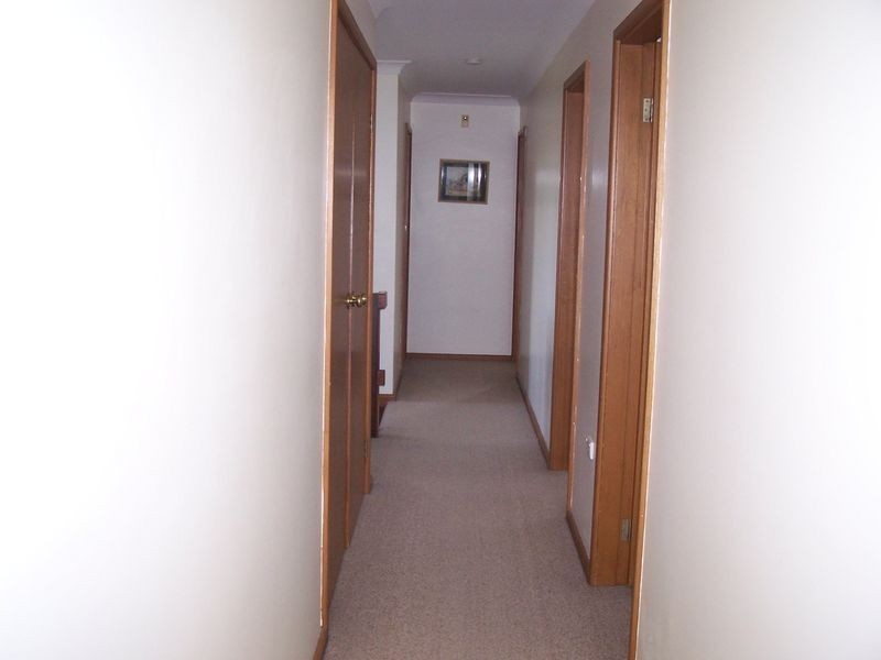 8 Riverview Avenue, Wellington NSW 2820