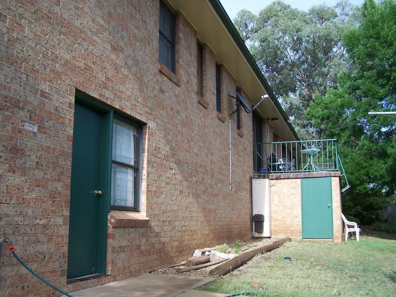 8 Riverview Avenue, Wellington NSW 2820