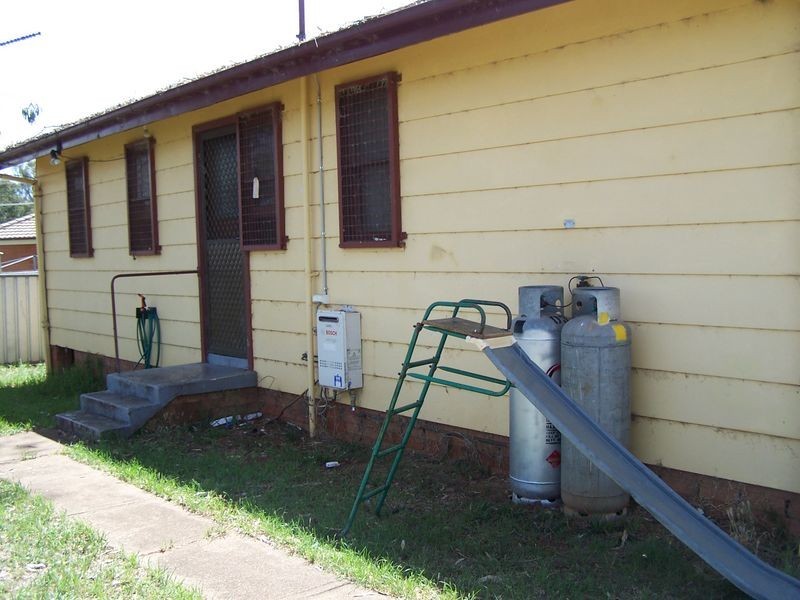 3 Marsh Street, Wellington NSW 2820