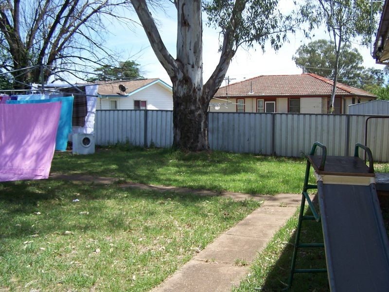 3 Marsh Street, Wellington NSW 2820