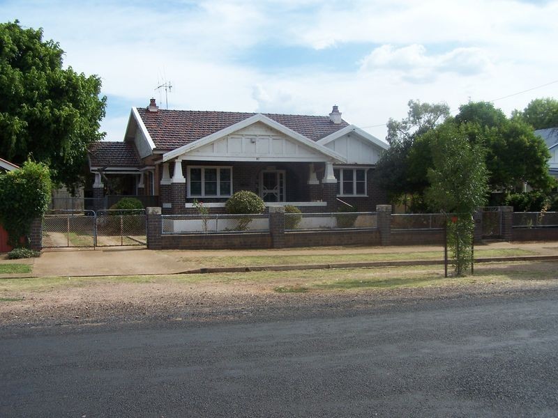 87 Gisborne Street, Wellington NSW 2820