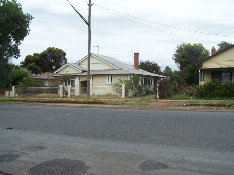 101 Simpson Street, Wellington NSW 2820