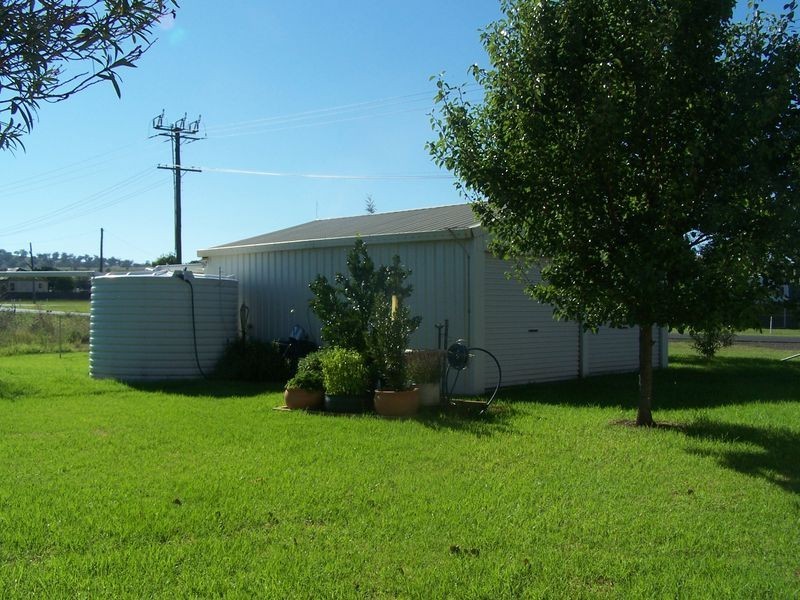 60-64 Curtis Street, Wellington NSW 2820