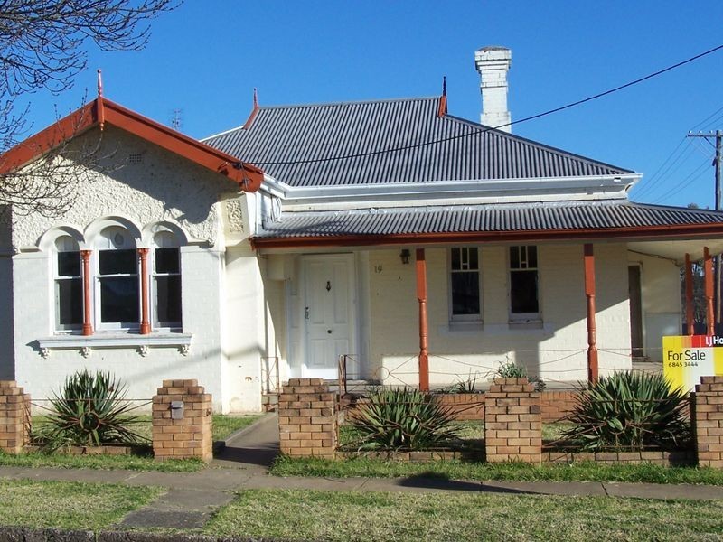 19 Maxwell Street, Wellington NSW 2820