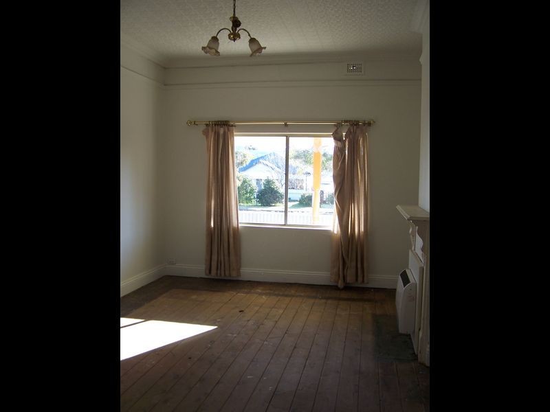 19 Maxwell Street, Wellington NSW 2820