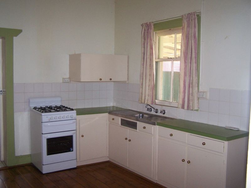 42 Percy Street, Wellington NSW 2820