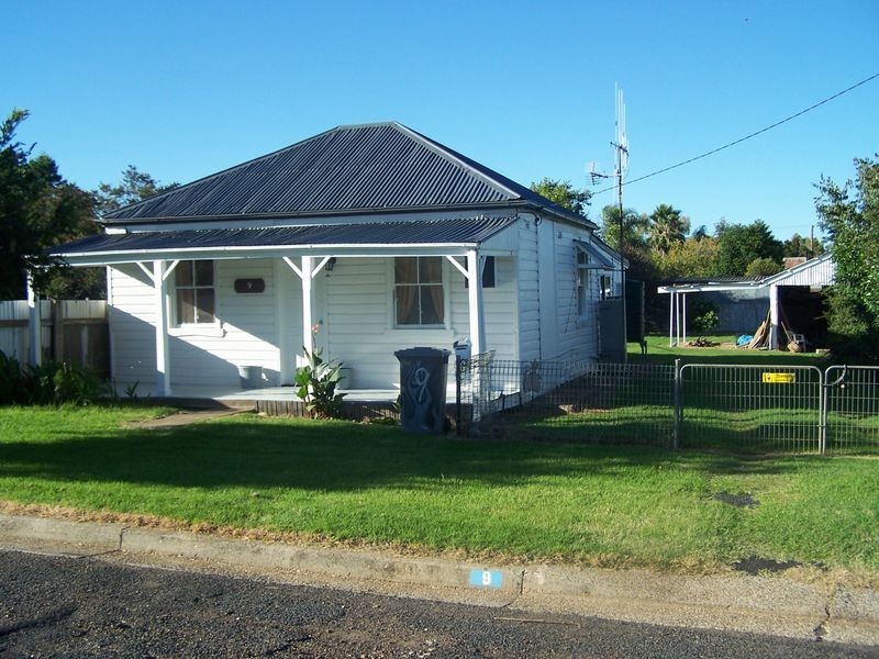 9 Clive Street, Wellington NSW 2820