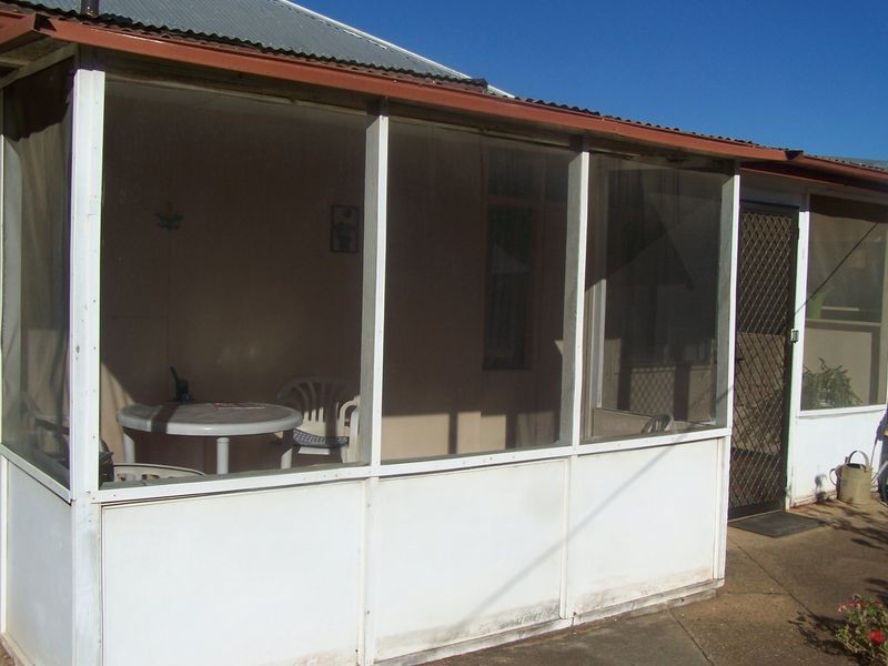 8 New Street, Wellington NSW 2820