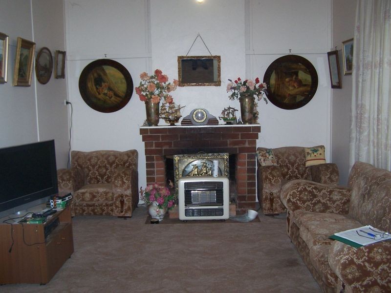 20 Oxley Avenue, Wellington NSW 2820