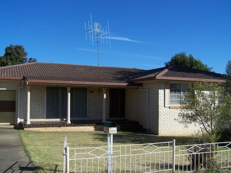 117 Maxwell Street, Wellington NSW 2820