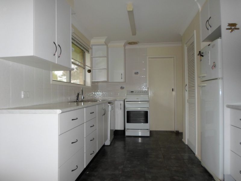 74 McLeod Street, Wellington NSW 2820