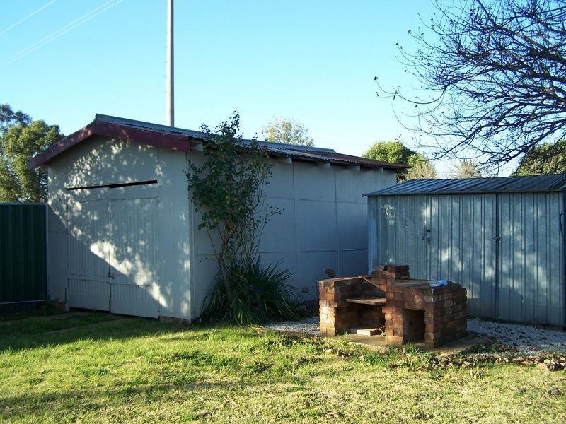 60 Arthur Street, Wellington NSW 2820
