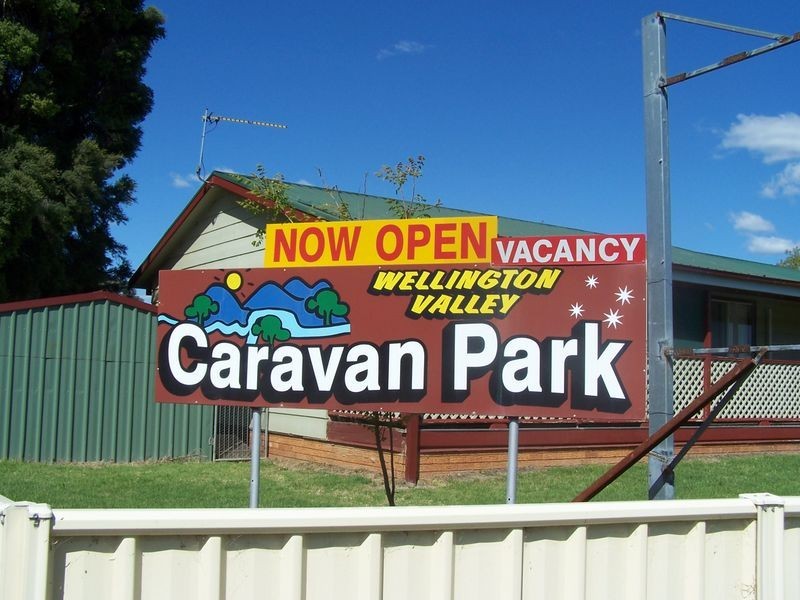 44-48 Curtis Street, Wellington NSW 2820