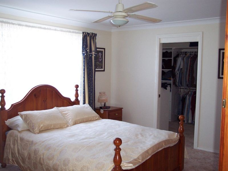 76 Montefiores Street, Wellington NSW 2820