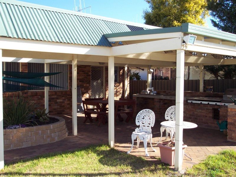 76 Montefiores Street, Wellington NSW 2820