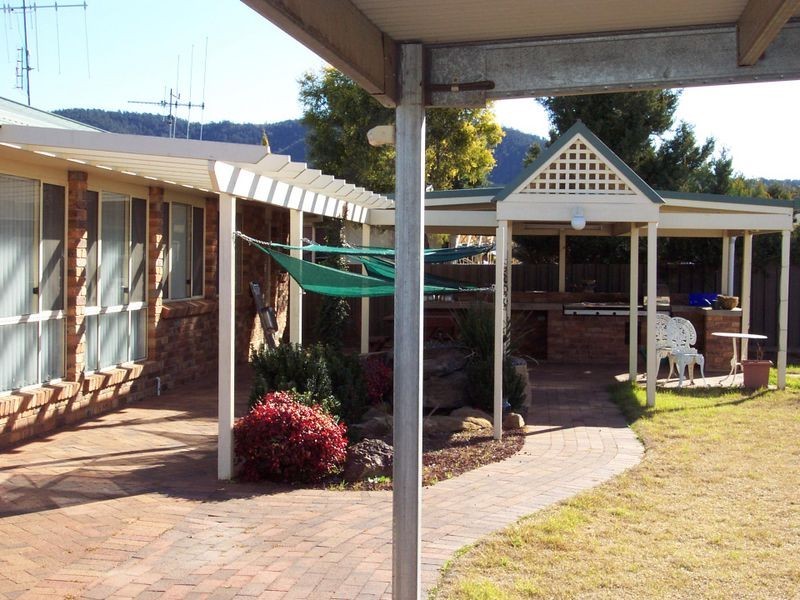 76 Montefiores Street, Wellington NSW 2820